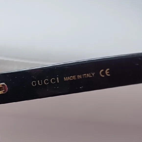 Gucci Black Women's Sunglasses - Picture 4 of 6